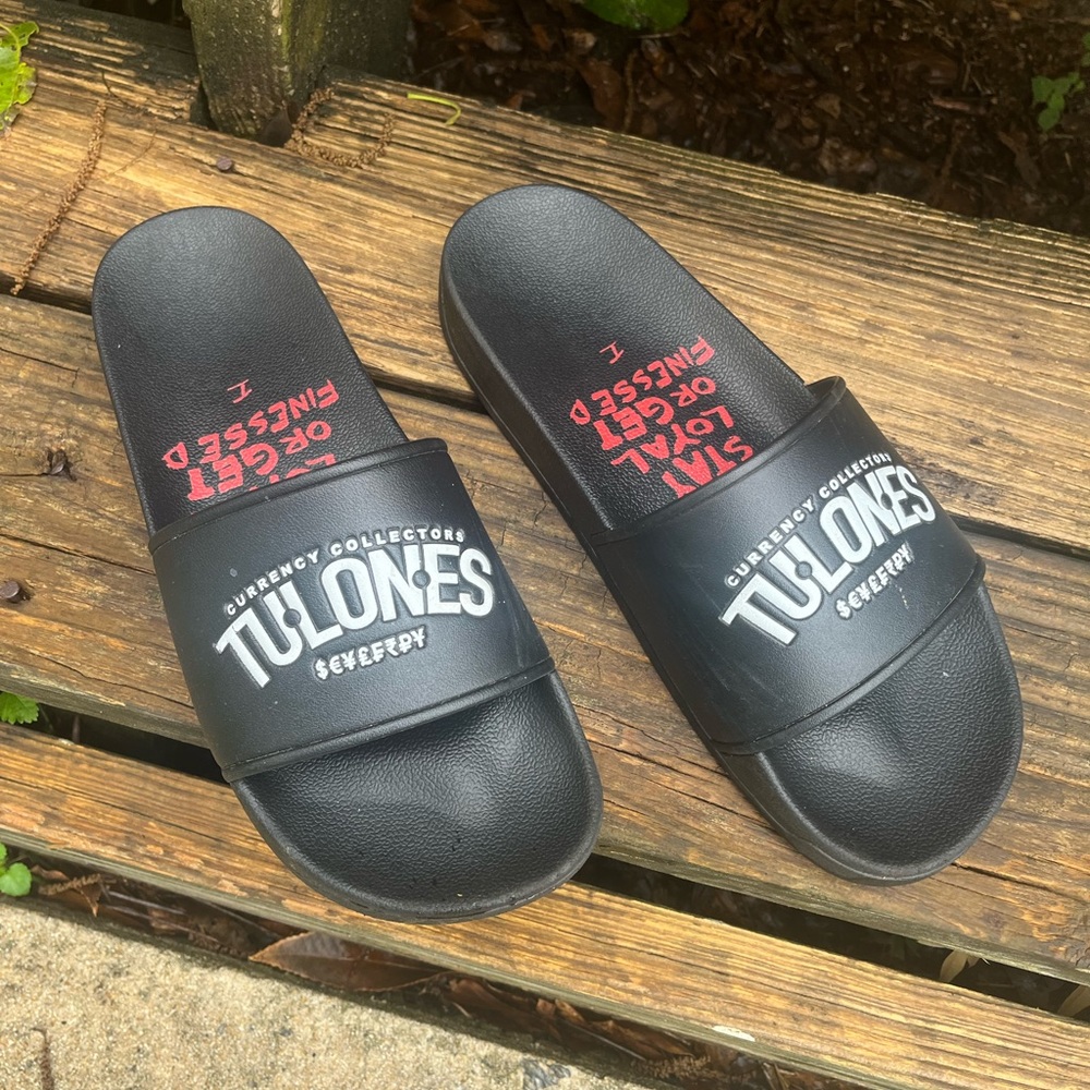 Tulones slides